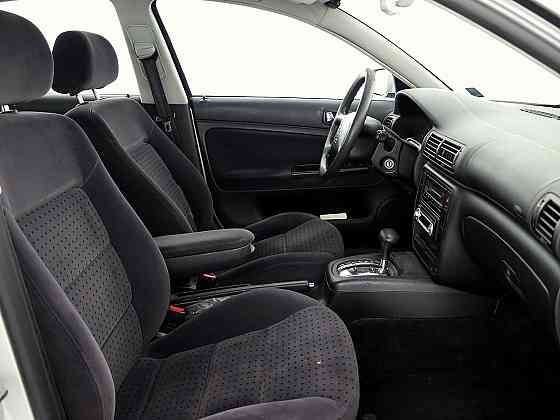Volkswagen Passat Comfortline ATM 2.5 TDI 110kW Tallina