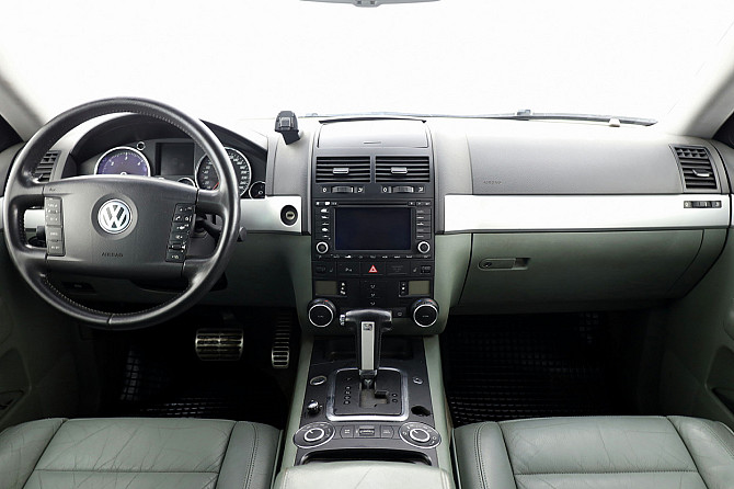 Volkswagen Touareg Highline ATM 4.9 V10 TDI 230kW Tallina - foto 5