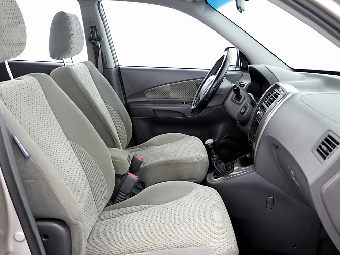 Hyundai Tucson Comfort 4x4 2.0 104kW Tallina - foto 6