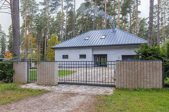 Ekskluzīva divstāvu jaunbūve priežu ielokā – 30 minūšu attālumā no Rīgas Pārdod kvalitatīvi... Baldone - foto 2