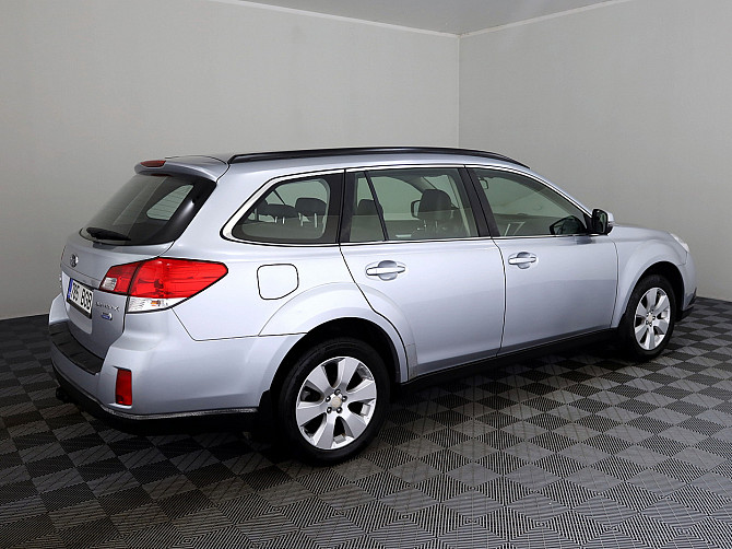 Subaru Outback Luxury AWD 2.0 TD 110kW Tallina - foto 3