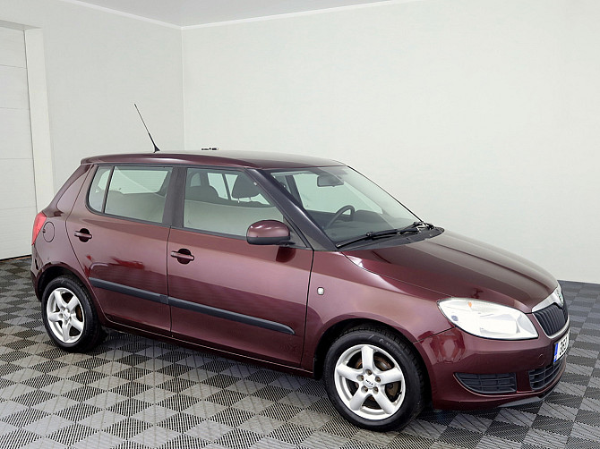 Skoda Fabia Comfortline Facelift 1.2 51kW Tallina - foto 1