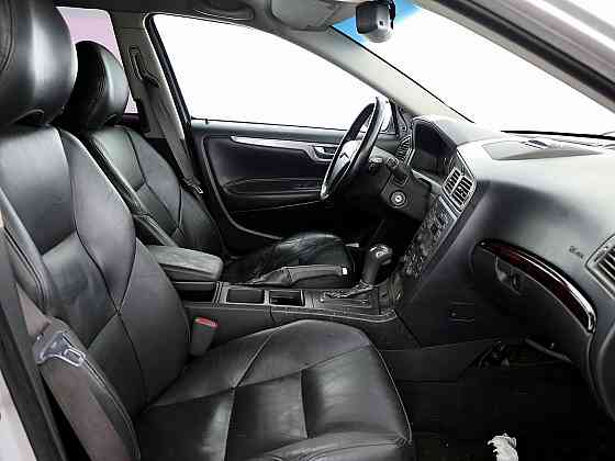 Volvo V70 Summum ATM 2.4 D5 120kW Tallina