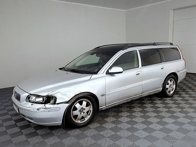 Volvo V70 Summum ATM 2.4 D5 120kW Tallina - foto 2