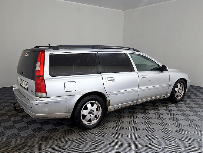 Volvo V70 Summum ATM 2.4 D5 120kW Tallina - foto 3