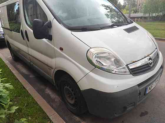 Labs kravas mikroautobuss ar automātisko pārnesumkārbu, darba kārtībā. Lūdzu, rakstiet man WhatsApp. Rīga