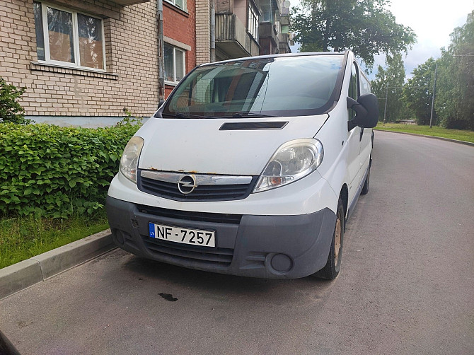 Labs kravas mikroautobuss ar automātisko pārnesumkārbu, darba kārtībā. Lūdzu, rakstiet man WhatsApp. Rīga - foto 1