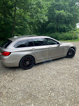 Pārdodu šampanieša krāsas kombi universal BMW F11, ar 3.0 dīzeļa dzinēju, automātisko... Ventspils - foto 8