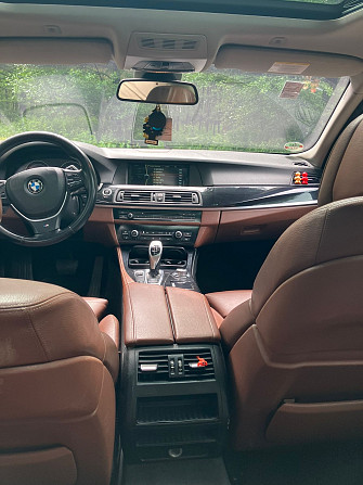 Pārdodu šampanieša krāsas kombi universal BMW F11, ar 3.0 dīzeļa dzinēju, automātisko... Ventspils - foto 4