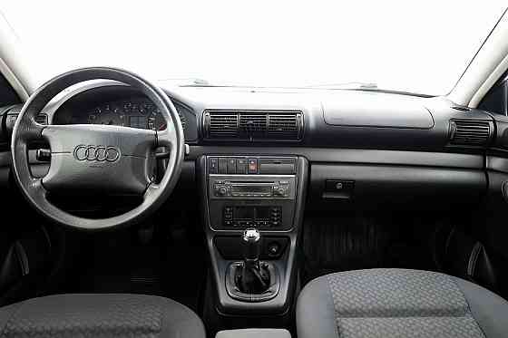 Audi A4 Sportline 1.8 92kW Tallina