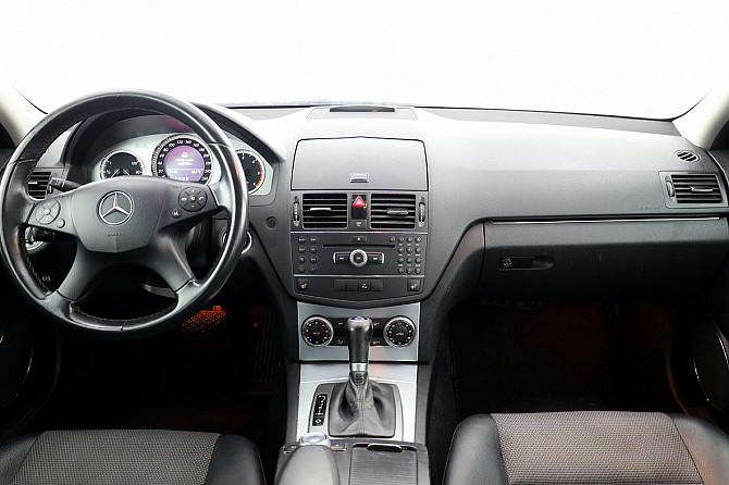 Mercedes-Benz C 220 Avantgarde ATM 2.1 CDI 125kW Tallina - foto 5