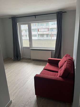 Tiek ilgtermiņā izīrēts gaišs un plašs studio tipa dzīvoklis. Dzīvoklī nesen veikts remonts. Rīga - foto 3
