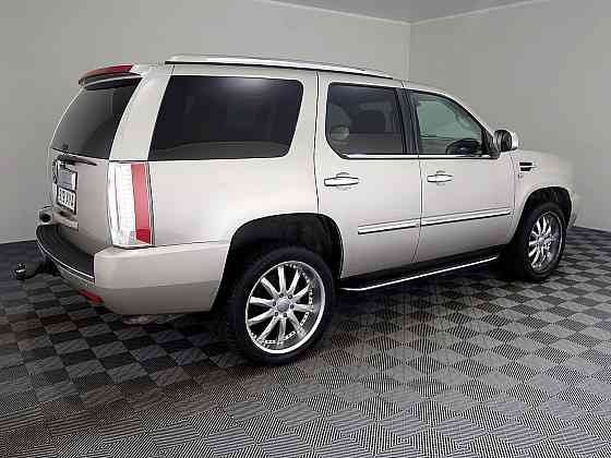 Cadillac Escalade Luxury LPG ATM 6.2 301kW Tallina