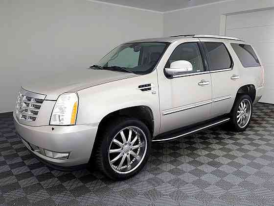 Cadillac Escalade Luxury LPG ATM 6.2 301kW Tallina