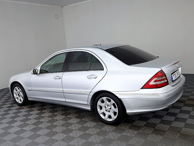 Mercedes-Benz C 220 Elegance Facelift ATM 2.1 CDI 110kW Tallina - foto 4