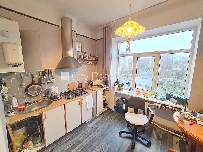 Zeme īpašumā, fasādes māja, slēgts pagalms, vieta automašīnai, ieeja no pagalma, kāpņu Rīga - foto 13