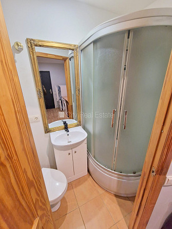 Fasādes māja, renovēta māja, slēgts pagalms, ieeja no ielas un pagalma, kāpņu telpa pēc Rīga - foto 17