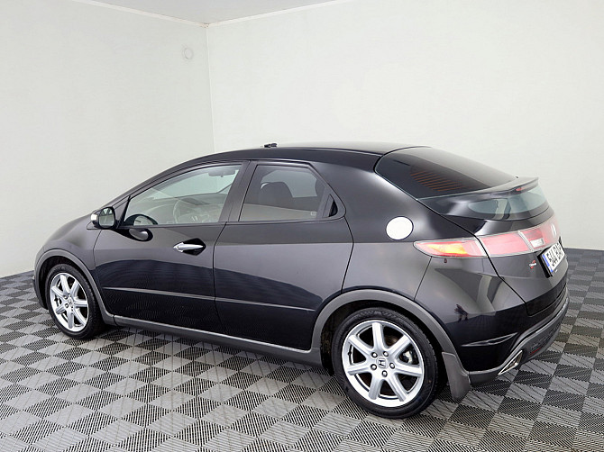 Honda Civic Elegance 1.8 103kW Tallina - foto 4