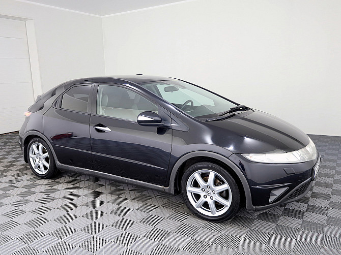 Honda Civic Elegance 1.8 103kW Tallina - foto 1