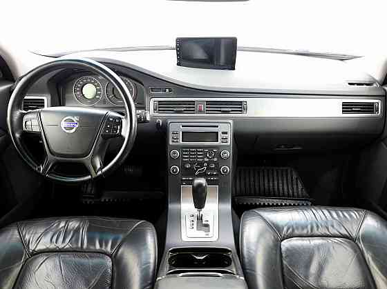 Volvo V70 Summum ATM 2.4 D5 129kW Tallina