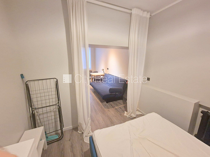 Pagalma ēka, ieeja no ielas un pagalma, logi vērsti uz pagalma pusi, studio tipa, virtuve Rīga - foto 19