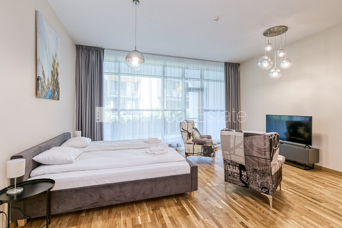 Pagalma ēka, fasādes māja, slēgts pagalms, ieeja no ielas, ir lifts, kāpņu telpa pēc Rīga - foto 18