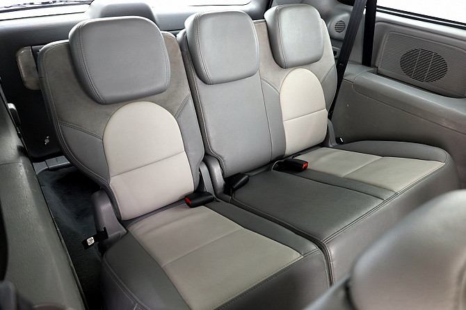 Chrysler Grand Voyager Limited ATM 2.8 CRD 110kW Tallina - foto 8
