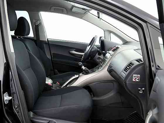 Toyota Auris Linea Sol 2.0 D-CAT 93kW Tallina