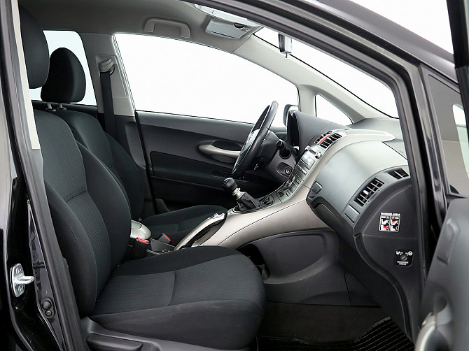 Toyota Auris Linea Sol 2.0 D-CAT 93kW Tallina - foto 6