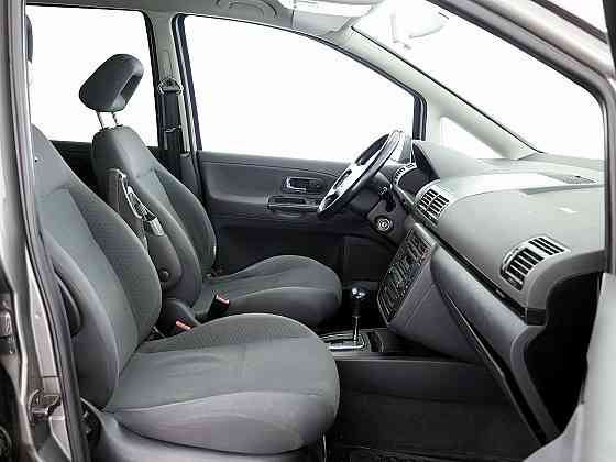 Volkswagen Sharan Comfortline Facelift ATM 1.9 TDI 85kW Tallina