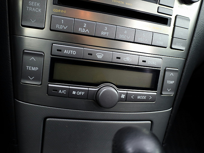 Toyota Avensis Linea Sol Facelift ATM 2.0 108kW Tallina - foto 8