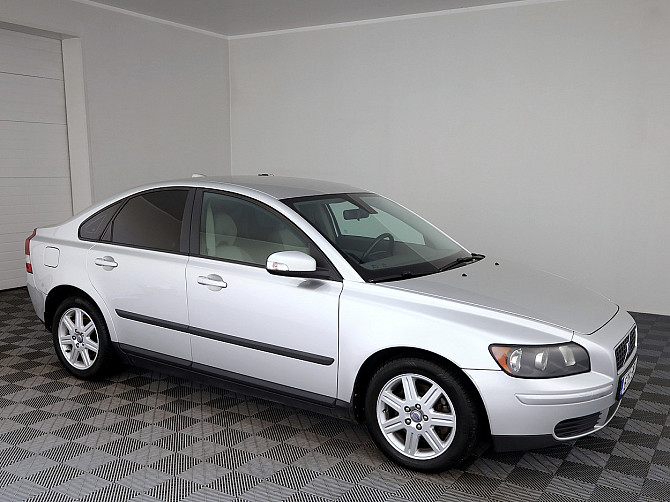Volvo S40 Momentum 2.0 D4 100kW Таллин - изображение 1
