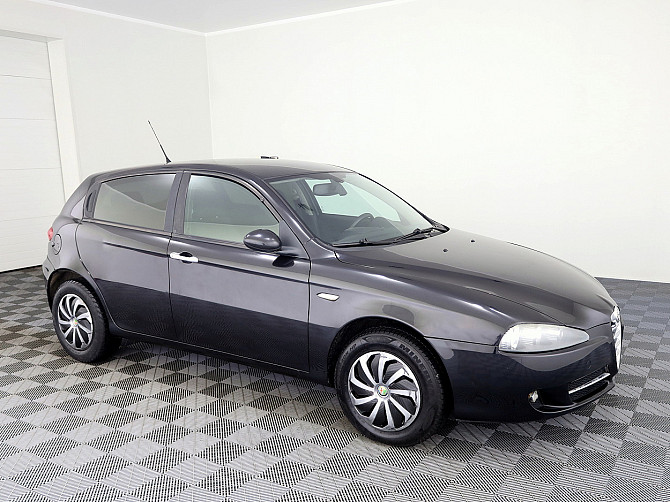 Alfa Romeo 147 Facelift 1.9 JTD 110kW Tallina - foto 1