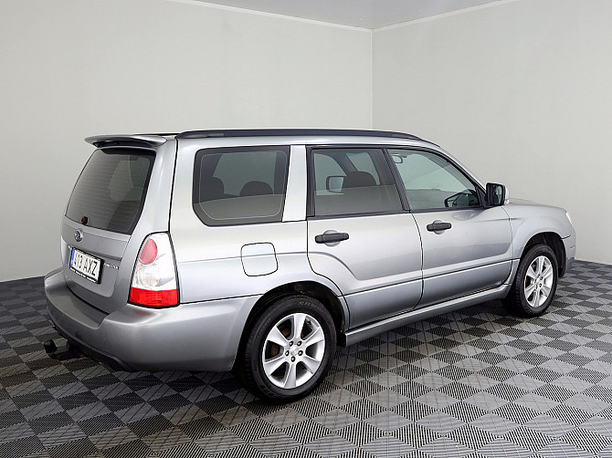 Subaru Forester Facelift AWD ATM 2.0 116kW Tallina - foto 3