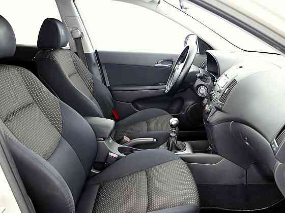 Hyundai i30 Elegance 1.6 90kW Tallina