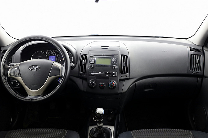 Hyundai i30 Elegance 1.6 90kW Tallina - foto 5