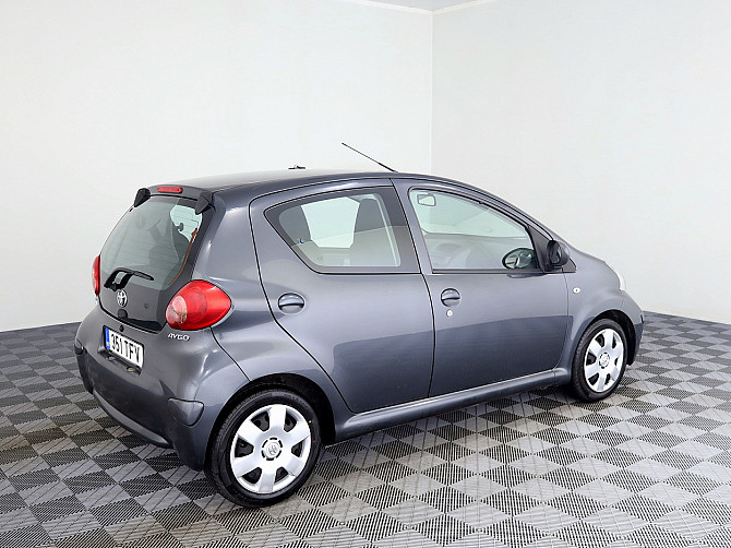 Toyota Aygo Linea Sol A-C 1.0 50kW Tallina - foto 3