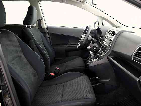 Toyota Verso-S Linea Sol 1.3 73kW Tallina
