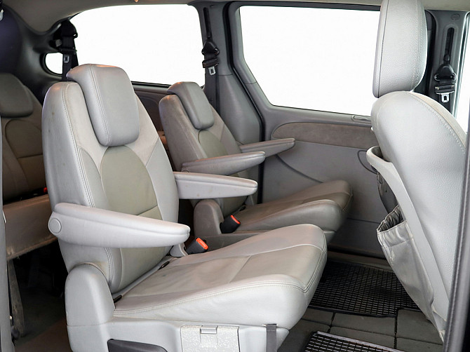 Chrysler Grand Voyager Stow N Go Luxury ATM 2.8 CRD 110kW Tallina - foto 7