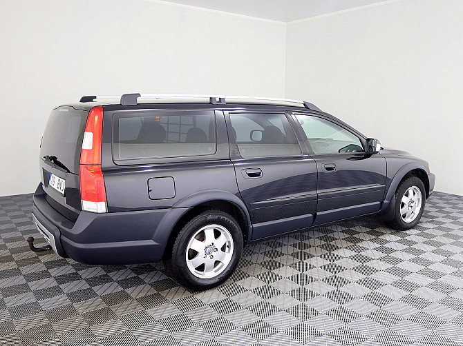 Volvo XC70 Summum Facelift ATM 2.4 D5 136kW Tallina - foto 3