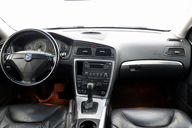 Volvo XC70 Summum Facelift ATM 2.4 D5 136kW Tallina - foto 5