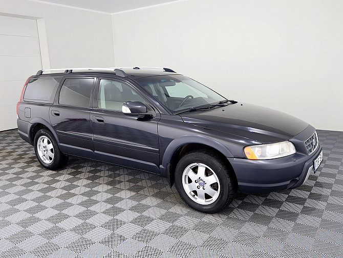 Volvo XC70 Summum Facelift ATM 2.4 D5 136kW Tallina - foto 1