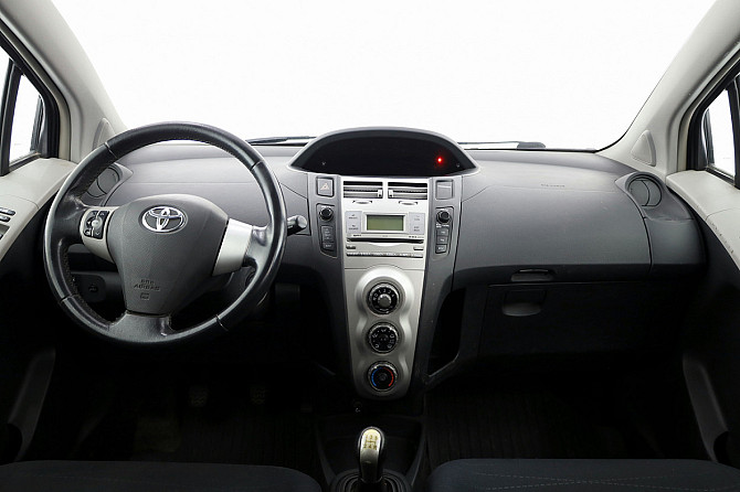 Toyota Yaris Linea Sol A-C 1.3 64kW Tallina - foto 5
