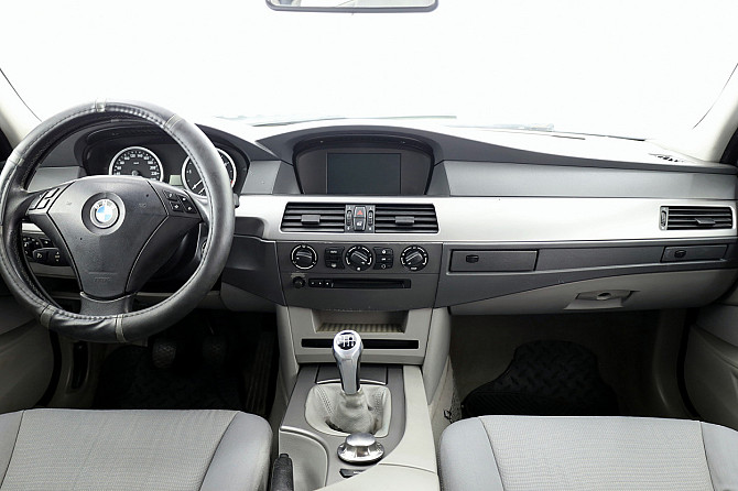 BMW 525 Touring 2.5 D 120kW Tallina - foto 5