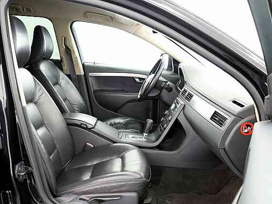 Volvo XC70 Summum AWD ATM 2.4 D5 136kW Tallina