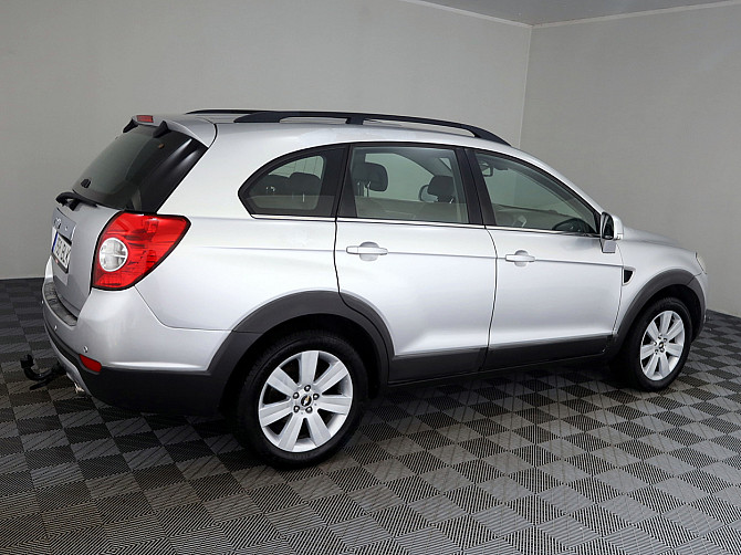 Chevrolet Captiva Luxury ATM 2.0 VCDi 110kW Tallina - foto 3