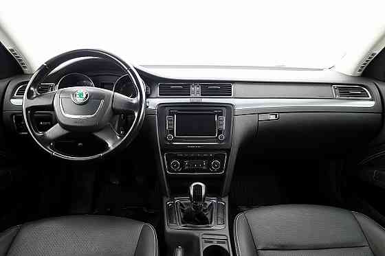 Skoda Superb Highline 1.4 92kW Tallina