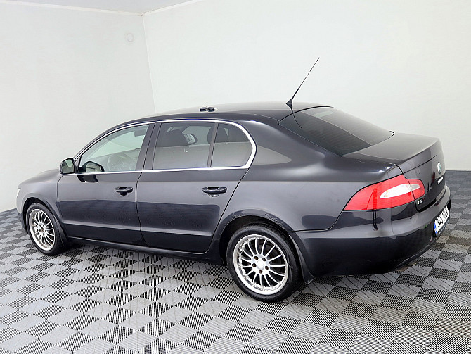 Skoda Superb Highline 1.4 92kW Tallina - foto 4