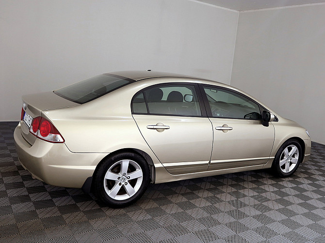 Honda Civic Elegance LPG ATM 1.8 103kW Tallina - foto 3