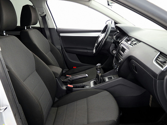 Skoda Octavia Comfortline 4x4 2.0 TDI 110kW Tallina - foto 6